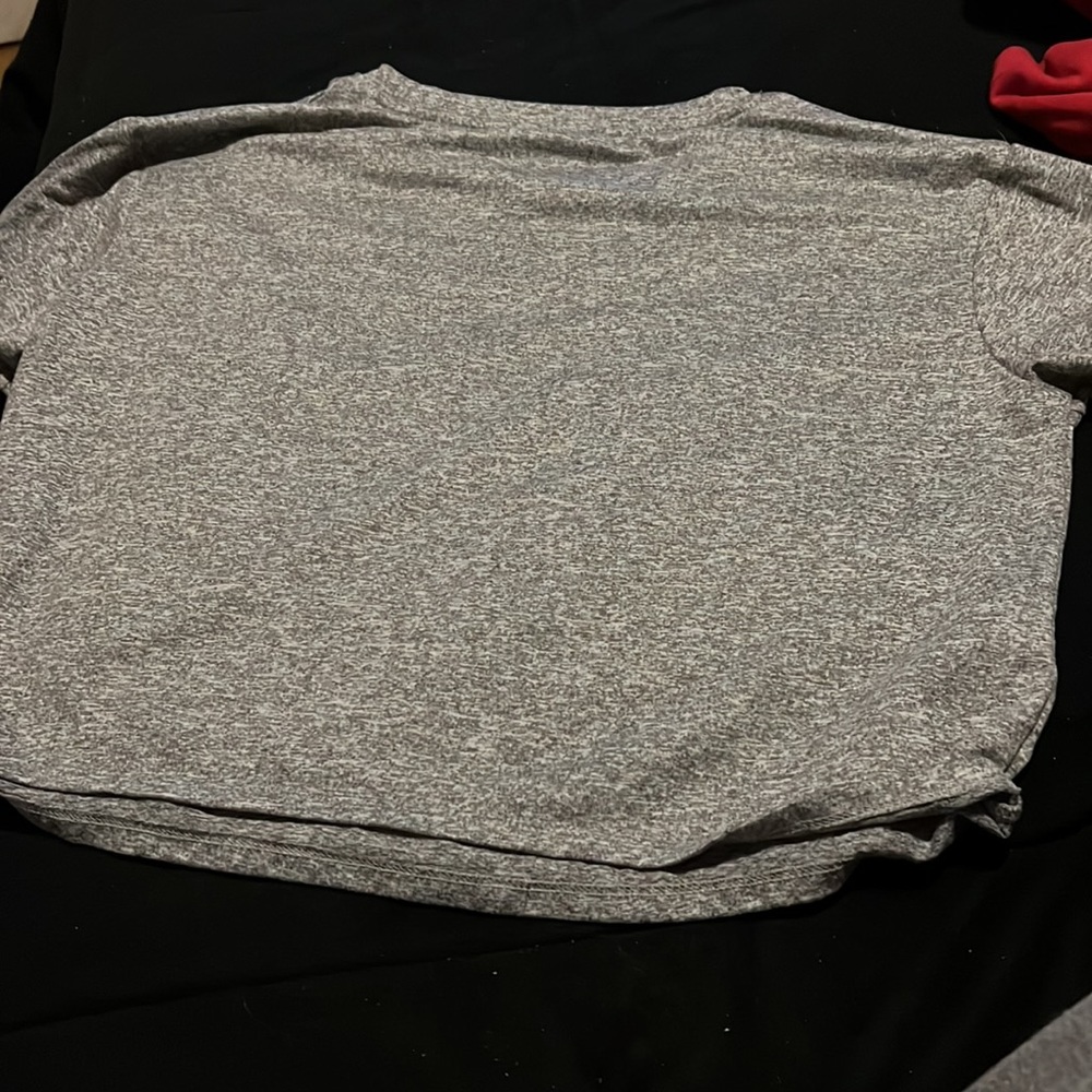 t-shirt - Picture 2 of 3